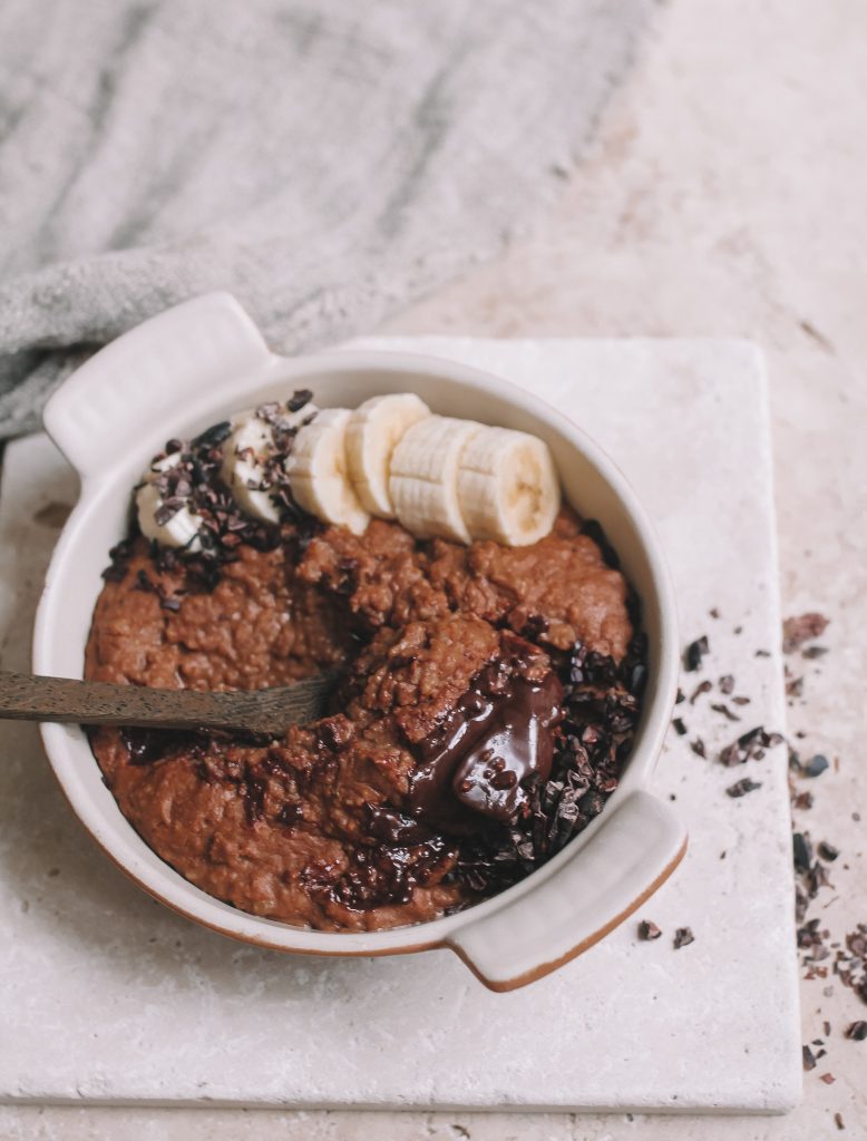 Chocolate protein oats